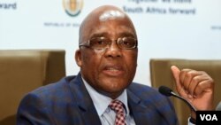 VaAaron Motsoaledi