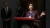 美国商务部长吉娜·雷蒙多(Gina Raimondo)在美国驻华使馆举办的一个招待会上发表讲话。（2023年8月28日）