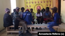 Abanye abakhethe abazancintisa kukhetho oluzayo ...