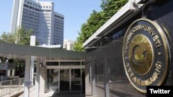 Dışişleri Bakanlığı, Lübnan'dan İsrail'e kaçak geçmeye çalışan üç Türk vatandaşının İsrail’in hava saldırısı sonucu hayatlarını kaybettiğini duyurdu