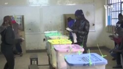 Présidentielle kenyane: après le vote, l'attente des résultats