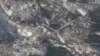 Na satelitskim snimcima vide se kamioni i oprema u konvoju jugoistočno od Ivankiva, 10. marta 2022. Satelitski snimak ©2022 Maxar Technologies/Rojters