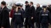 Вице-президент США Джей Ди Вэнс в аэропорту Мюнхена. 13 февраля 2025 года. REUTERS/Leah Millis.