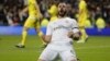 Karim Benzema du Real Madrid célèbre après avoir marqué un but contre Villarreal lors d’un match de la Liga, la première division espagnole de football, au stade Santiago Bernabeu, à Madrid, Espagne, le 20 avril 2016. (epa/ Mariscal)