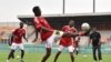 Les joueurs de l'équipe nationale de football soudanaise lors d'une séance d'entraînement au stade Felix Houphouet-Boigny à Abidjan le 24 mars 2016.