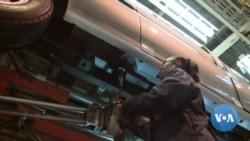 Auto Workers Strike as Industry Transition Looms
