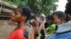 Un groupe de femmes à Kananga, Kasaï occidental, 4 août 2007. 