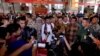 Presiden Indonesia mengunjungi Pasar Tanah Abang (2/1). Presiden optimis ekonomi Indonesia membaik pada tahun 2015 ini. 