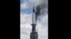 Puncak Menara Katedral Terbakar