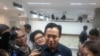 Juru Bicara Presiden Julian Pasha Jumat 5 September memastikan Jero Wacik telah mengundurkan diri dari jabatan Menteri ESDM terkait penetapanannya sebagai tersangka oleh KPK. (VOA/Andylala)
