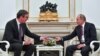 Predsednik Srbije Aleksandar Vučić na sastanku sa šefom ruske države Vladimirom Putinom u Kremlju, (Foto: Reuters/Yuri Kadobnov)