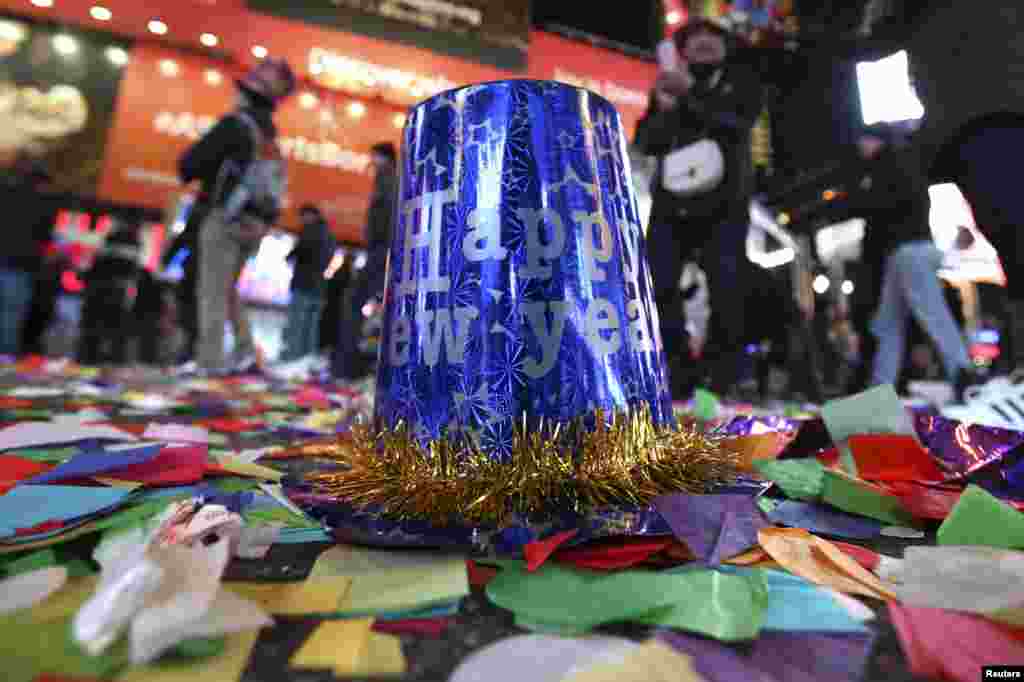 A party hat lies on the ground after New Year&#39;s celebrations in Times Square in the Manhattan borough of New York.