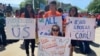 Protesters in front of US Supreme Court in Washington D.C. as justices hear arguments about citizenship question that Trump administration wants to add to questionaire, April 23, 2019. 