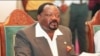 L'Angolais Jonas Savimbi, lors de la conférence de presse, après sa rencontre avec la délégation sud-africaine conduite par le président Nelson Mandela, ici à Umtata dans le Cap-Oriental le 8 janvier 1997.