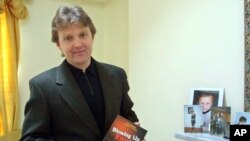 Alexander Litvinenko pictured in 2002.