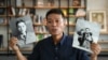 ‘1969년 대한항공 여객기 납치피해자 가족회’ 황인철 대표가 지난 2018년 8월 언론과의 인터뷰에서 북한에 납치된 아버지의 사진을 들고 있다.