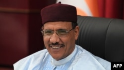 ፎቶ ፋይል፦ የኒጀር ፕሬዚዳንት መሐመድ ባዙም
