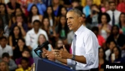U.S. President Barack Obama speaks about the economy during a visit to Concord Community High School in Elkhart, Indiana, June 1, 2016. 