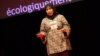 Aktivis lingkungan hidup Nana Firman Berbicara di acara TEDx di Nantes, Perancis (Januari 2013).