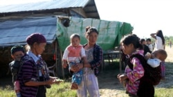 ဒုက္ခသည်အမျိုးသမီးတွေ ရုန်းကန်ရတဲ့ဘဝ