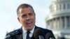Hunter Biden, sin predsjednika Joe Bidena, razgovara sa reporterima ispred američkog Kongresa, 13. decembra 2023. (Foto: AP Photo/Jose Luis Magana)