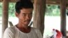 លោក សូត្រ សាយ អាយុ៤៥ឆ្នាំ ជាកសិករម្នាក់រស់នៅក្នុងភូមិដំរីស ឃុំកោះជុំ ស្រុកកណ្តៀង ខេត្តពោធិ៍សាត់ ថ្ងៃទី២៨ ខែសីហា ឆ្នាំ២០២១។ (ស៊ុន ណារិន/វីអូអេ)