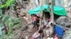 ကယားပြည်နယ်၊ ဒီးမော့ဆိုမြို့နယ်က စစ်ဘေးရှောင်ပြည်သူများ။ (ယခင်မှတ်တမ်းဓာတ်ပုံ)