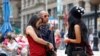 KotaK Syuting Video Klip "Menembus Cahaya" di New York (VOA/Christian Arya Winata)