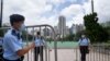 香港警方2021年7月1日关闭了往年七一集会的一个主要场地维多利亚公园 （路透社）