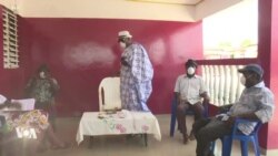 Les chefs traditionnels ivoiriens sensibilisent contre le COVID-19