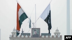 Pakistan India