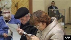 Опозиція звинувачує владу у фальсифікації виборів мера Харкова