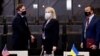 Голова представництва України при НАТО Наталія Галібаренко на нараді міністрів оборони країн альянсу в Брюсселі 17 лютого 2022 р.