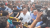 ঢাকায় জাতীয়তাবাদী যুবদল, স্বেচ্ছাসেবক দল ও ছাত্রদল আয়োজিত ভারতীয় হাইকমিশন অভিমুখে আয়োজিত বিক্ষোভ মিছিল আটকে দিয়েছে পুলিশ। ৮ ডিসেম্বর, ২০২৪। 