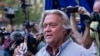 Steve Bannon, ish-ndihmësi i Presidentit të atëhershëm Donald Trump duke folur me gazetarët në Nju Jork (20 gusht 2020)