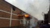 La prison centrale de Goma en feu, Nord-Kivu, RDC, 1er août 2017. (Facebook/Patrick Karawa)