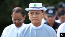 သမ္မတဟောင်းဦးသိန်းစိန်