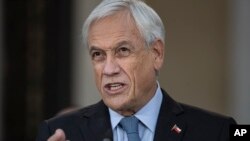 Веста ја соопшти владата и кабинетот на поранешниот претседател, поттикнувајќи изјави на сочувство од лидерите на Латинска Америка