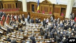 Декриміналізацію «статті Тимошенко» відклали на 2 тижні