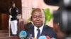 Le ministre gabonais des affaires étrangères Alain Claude Bilie By Nze au Palais présidentiel le 7 mai 2018 à Libreville, au Gabon. (Photo by Steeve Jordan / AFP)
